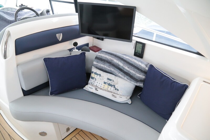 Image courtesy of JD Yachts Fairline Targa 52 Gran Turismo