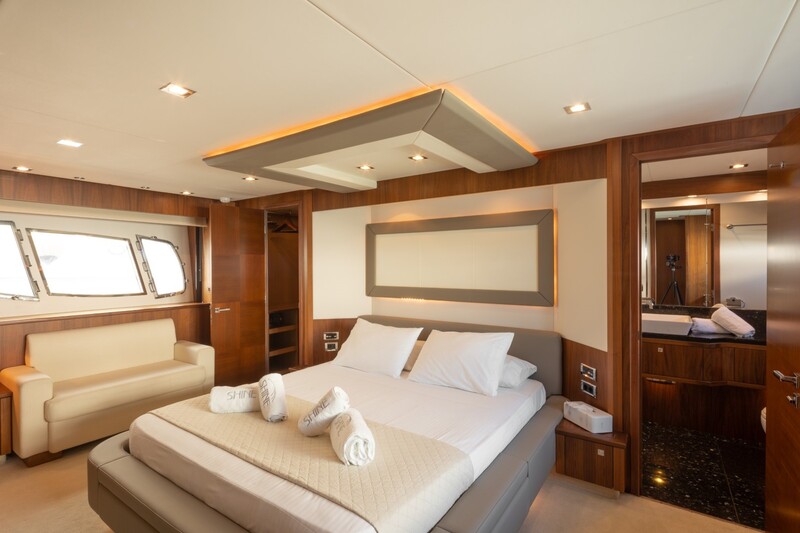 Image courtesy of JD Yachts Sunseeker 88 Yacht