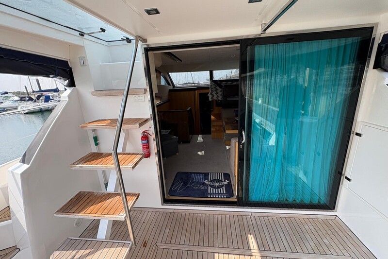 Image courtesy of JD Yachts Fairline Squadron 42