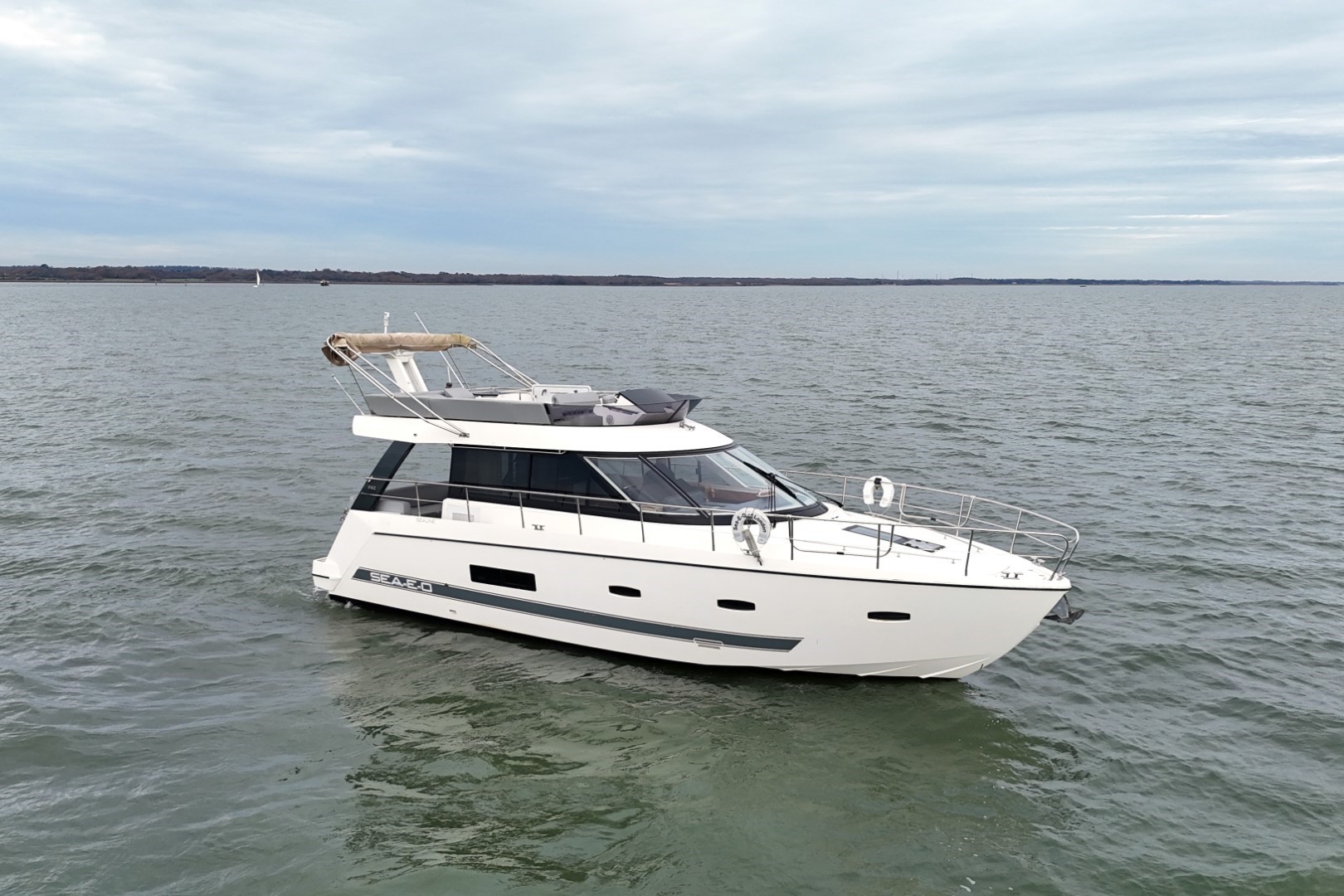 Sealine F42 vendesi