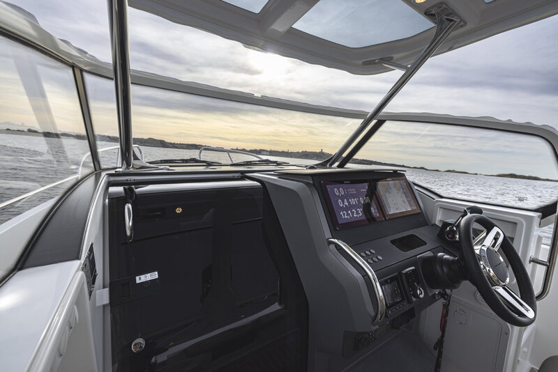  Nimbus Tender 9 (T9)