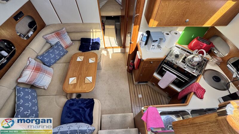  Hardy  32 Commander