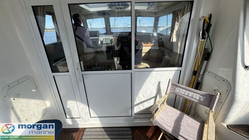  Hardy  32 Commander