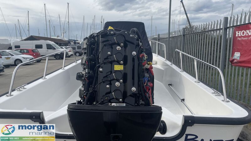  Boston Whaler  170 Montauk 