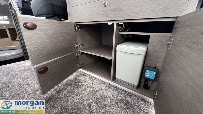  Jeanneau Merry Fisher 895 Series 2