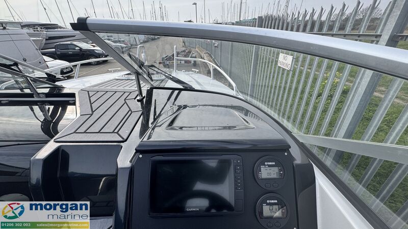  Finnmaster  T6 Day Cruiser