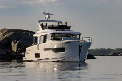 Nimbus 495 Flybridge