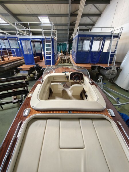 Boesch 590 Cabrio Deluxe CARPE DIEM 13 Boesch Boesch 590 Cabrio Deluxe