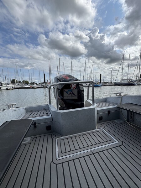 Voyager 700 Cabin SEEWOLFF II 22 V-Boats Voyager 700 Cabin