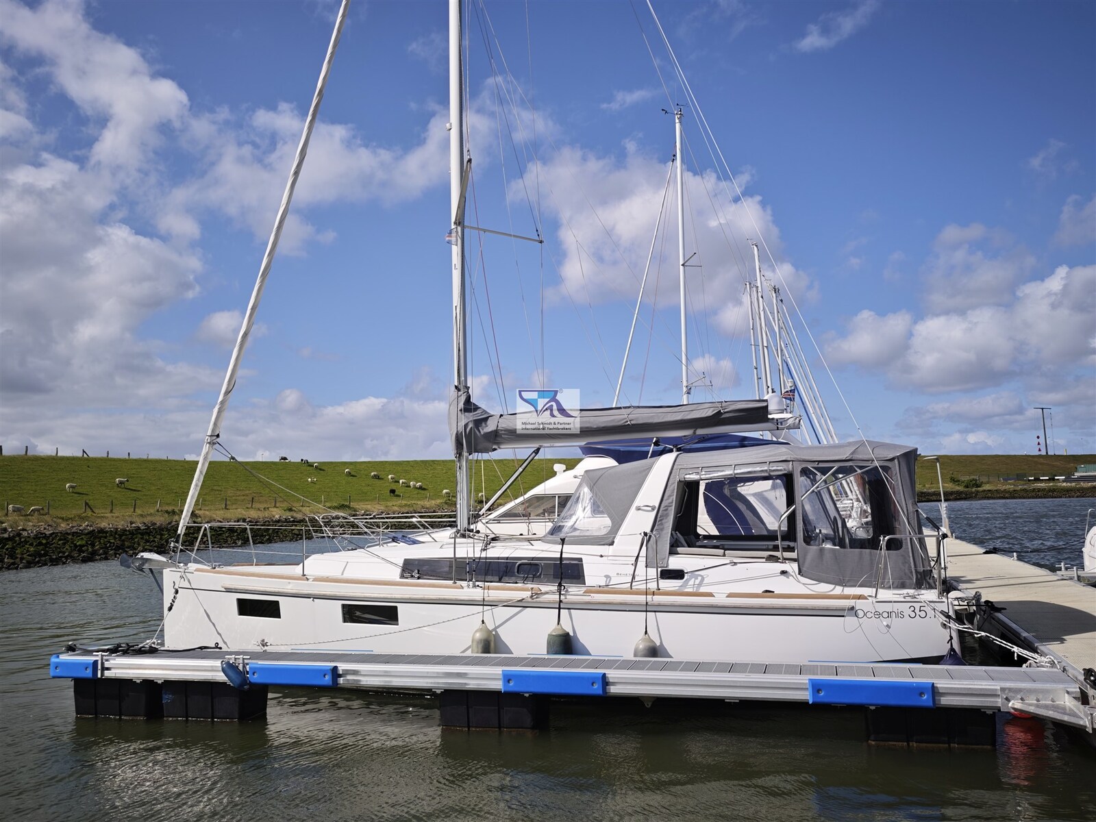 Beneteau OCEANIS 35.1 vendesi