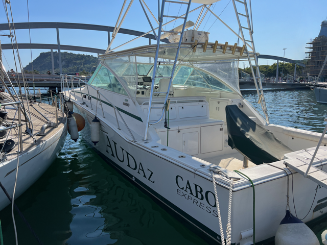  Cabo yatchs 45 EXPRESS