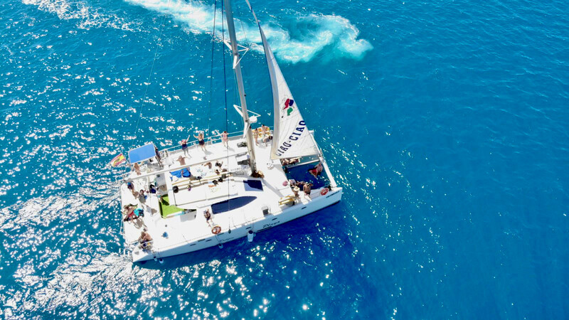  Dufour Yachts NAUTITECH 475