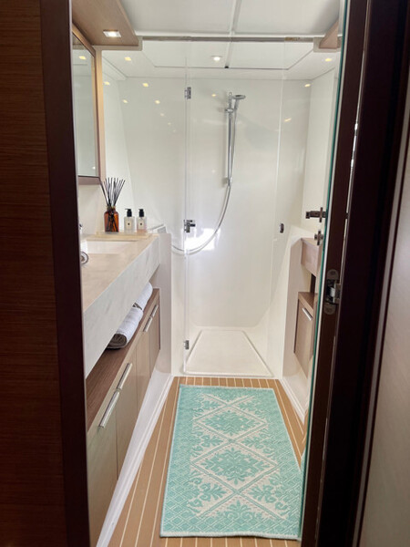  Lagoon 46