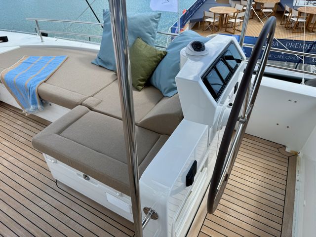  LAGOON 620 NEO