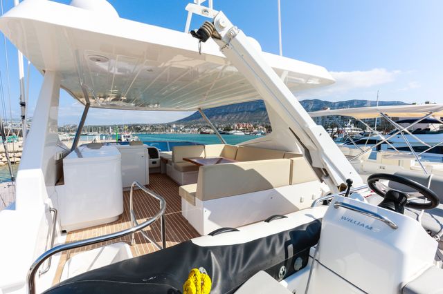  ASTONDOA 72 GLX
