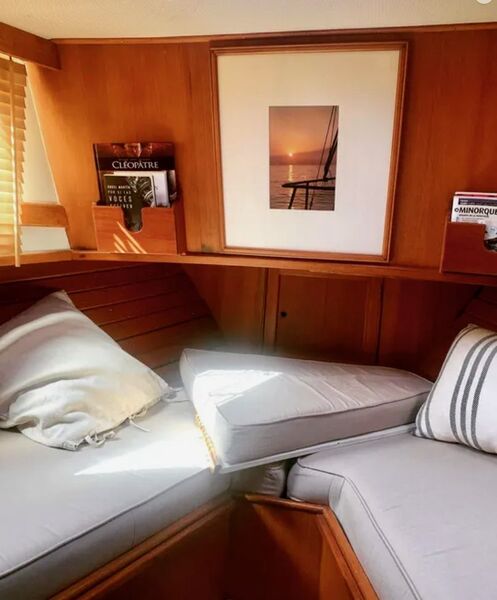  KONG AND HALVERSEN HK ISLAND GYPSY 44