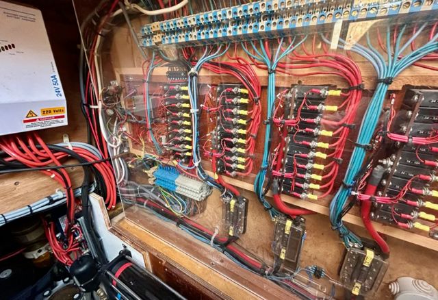  Custom BOUVET/PETIT BOUVET PETIT 57