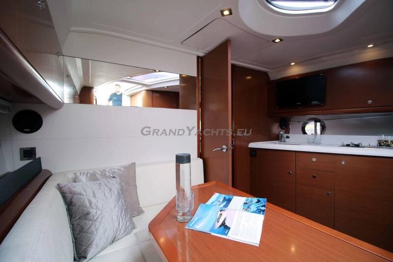 Beneteau Gran Turismo 38 Beneteau Gran Turismo 38