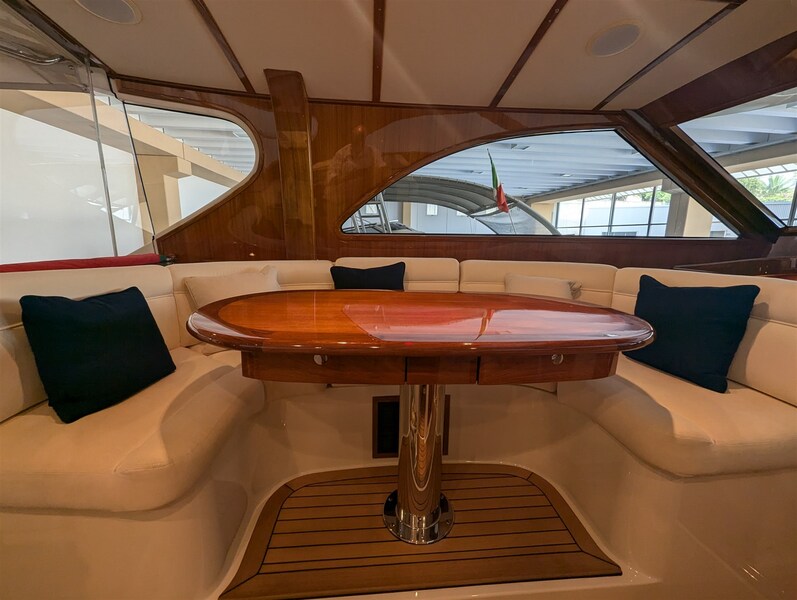 San Juan 48 dinette San Juan Yachts San Juan 48