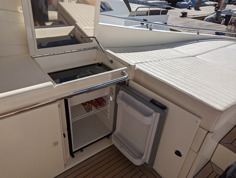 Sarnico 58 cockpit galley Cantieri di Sarnico Sarnico 58