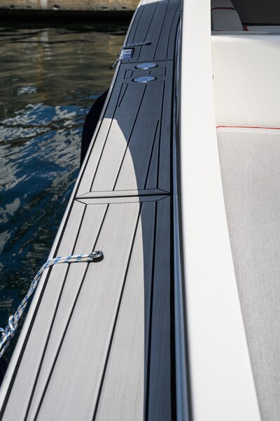 Toy 39 Outboard, sideway Toy Marine TOY 39 FB