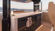 SAXDOR 400 GTS Galley Saxdor 400 GTS