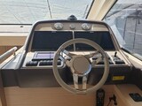 {I} Helm Beneteau MONTE CARLO 5