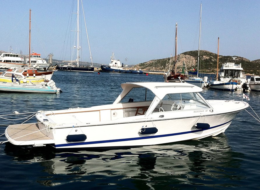 Bertram Yacht 25' HT vendesi