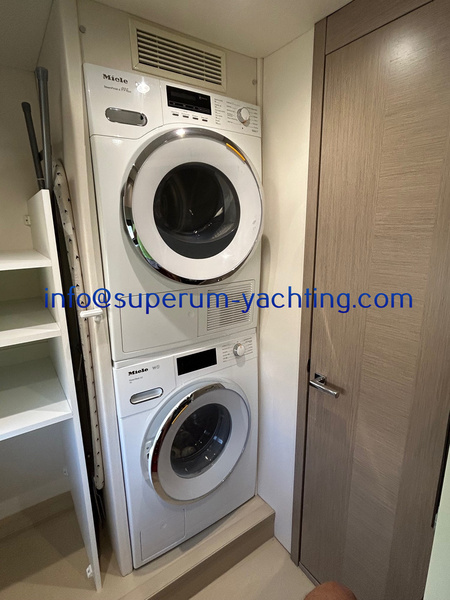 IMG_0427 Sunseeker Predator 50