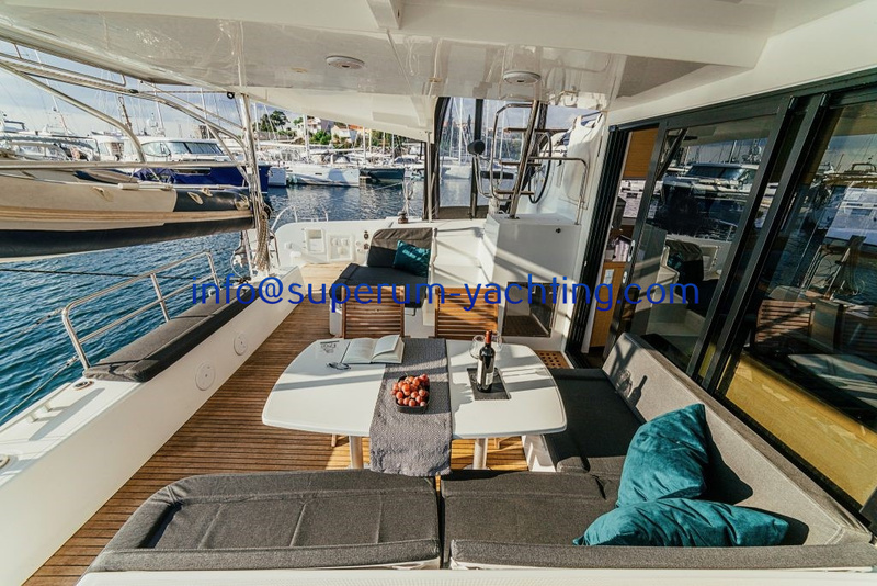 24-1-1024x683 Lagoon 42