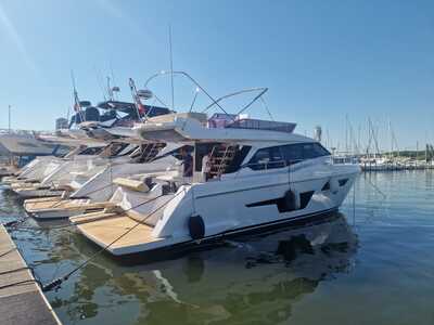 Ferretti 500