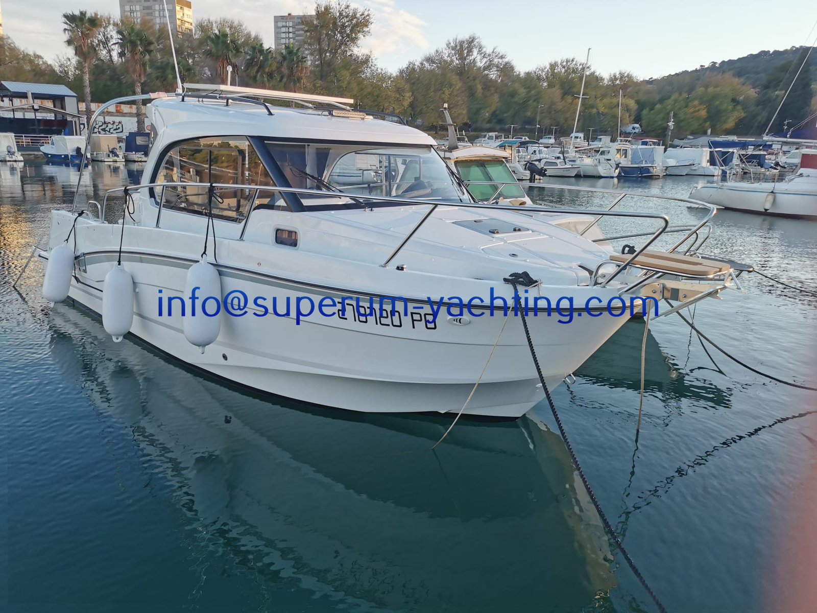 Beneteau Antares 8 vendesi