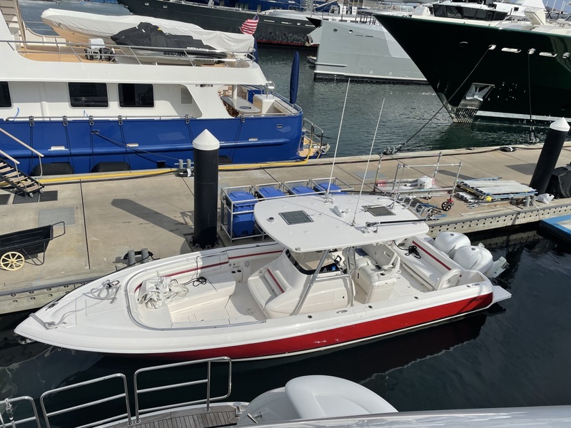  Intrepid 327 Center Console