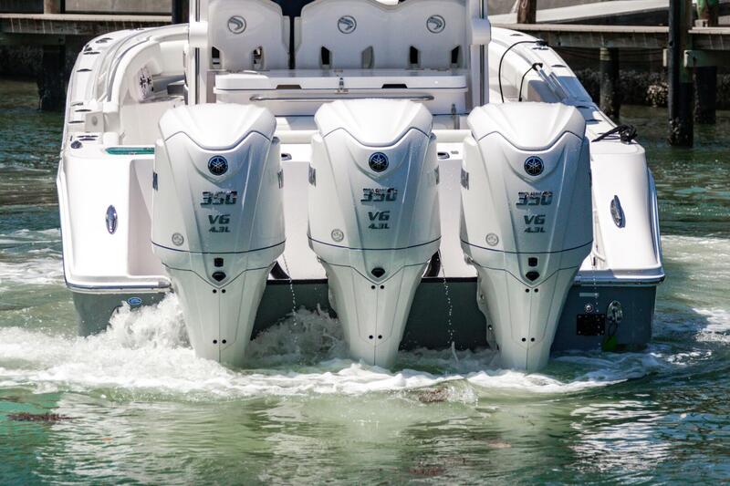  Edgewater 370CC