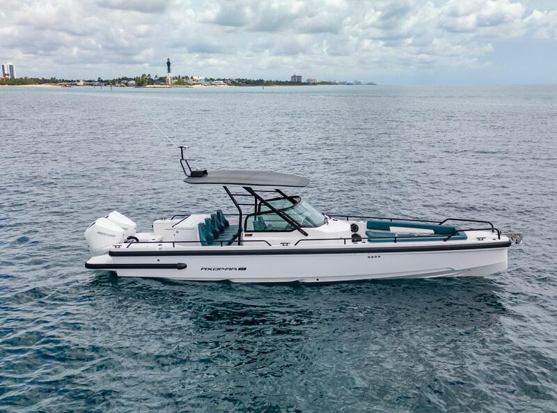  Axopar 28 T-Top