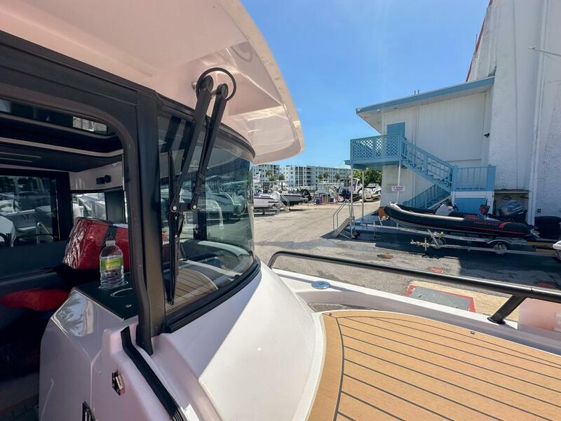  XO Boats EXPLR 10S Plus