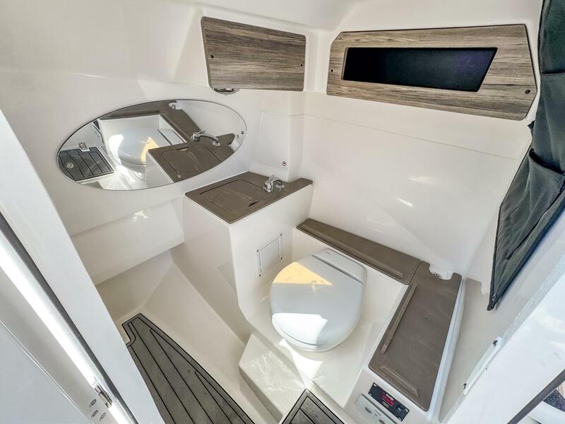 Edgewater 262CX