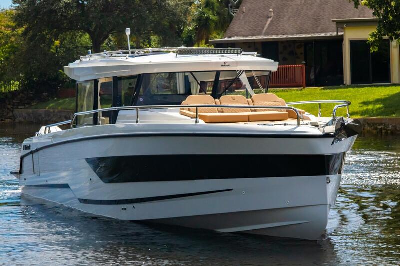  Wellcraft 38 Explorer