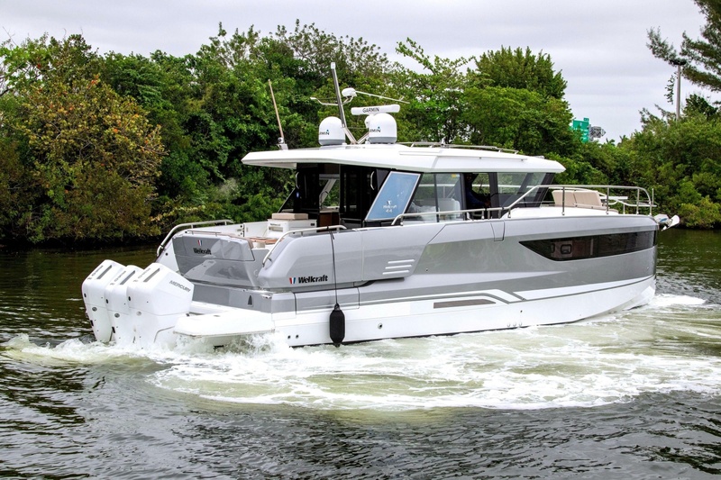  Wellcraft 44 Explorer