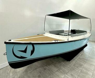 Vision Fantail 217
