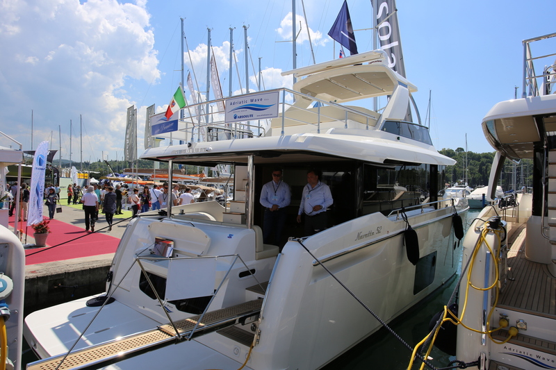 Absolute Navetta 52 Internautica International Boat Show 2016