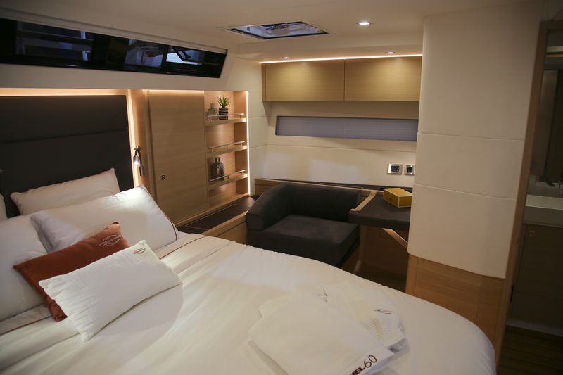 Owners cabin AMEL 60 - presented in Boot Düsseldorf 2020